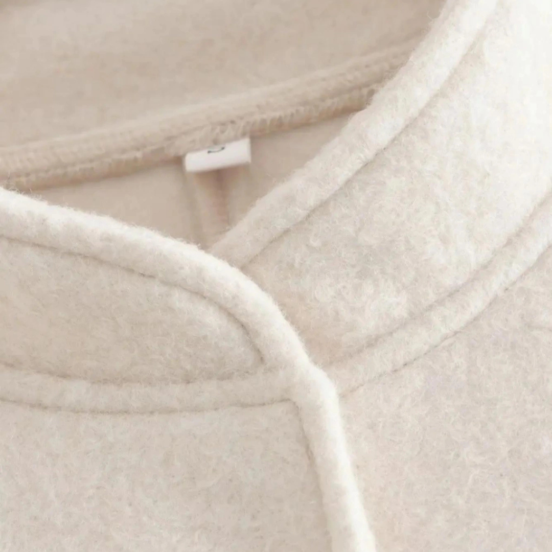Suéter Invicto: Estilo y Poder Masculino