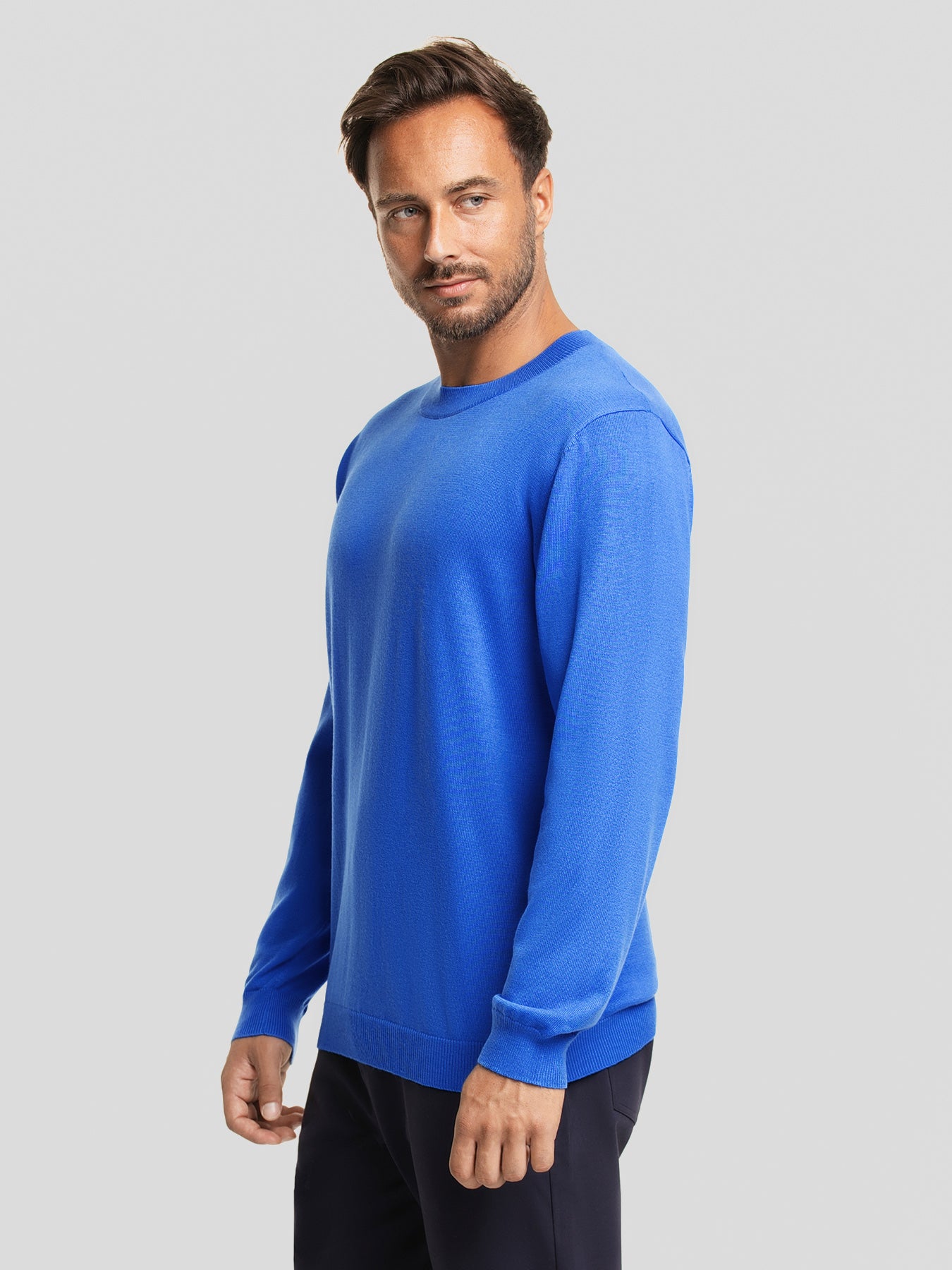 Suéter Urbano Double Prestige – Sofisticación y Comodidad para el Hombre Moderno
