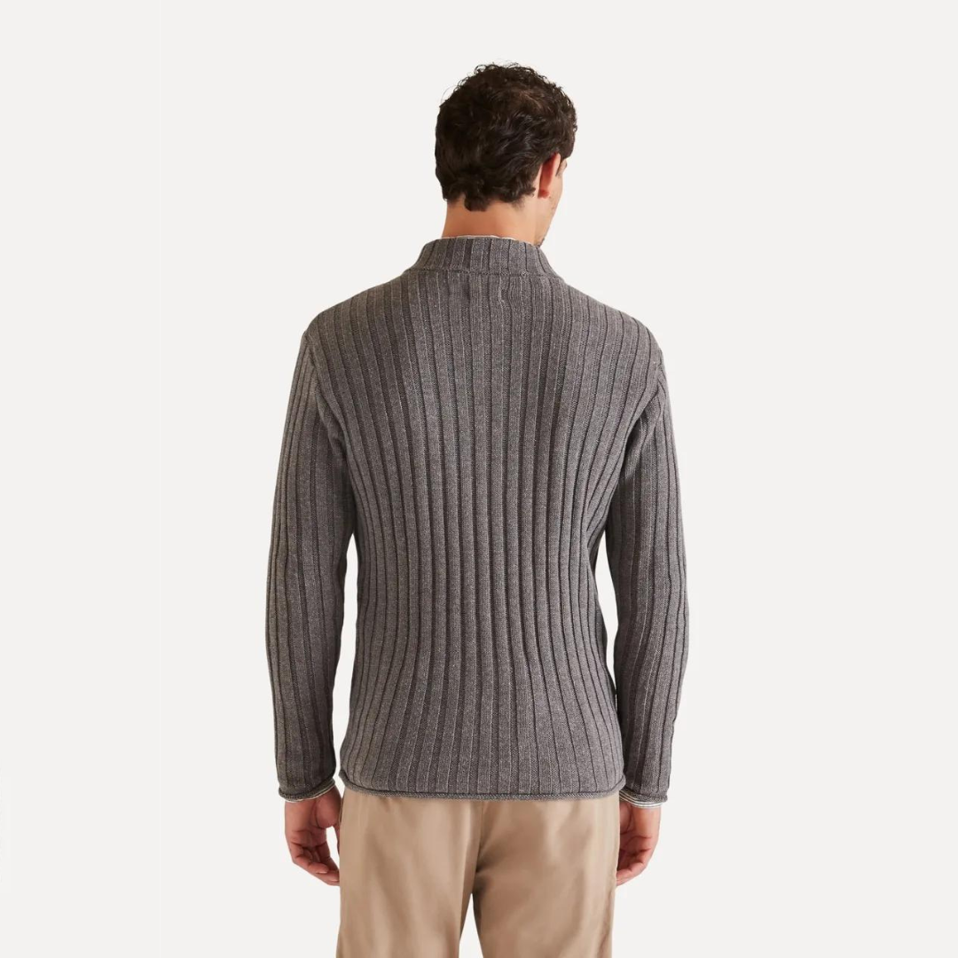 Suéter Elegancia Texturada – Un estilo atemporal para el hombre moderno