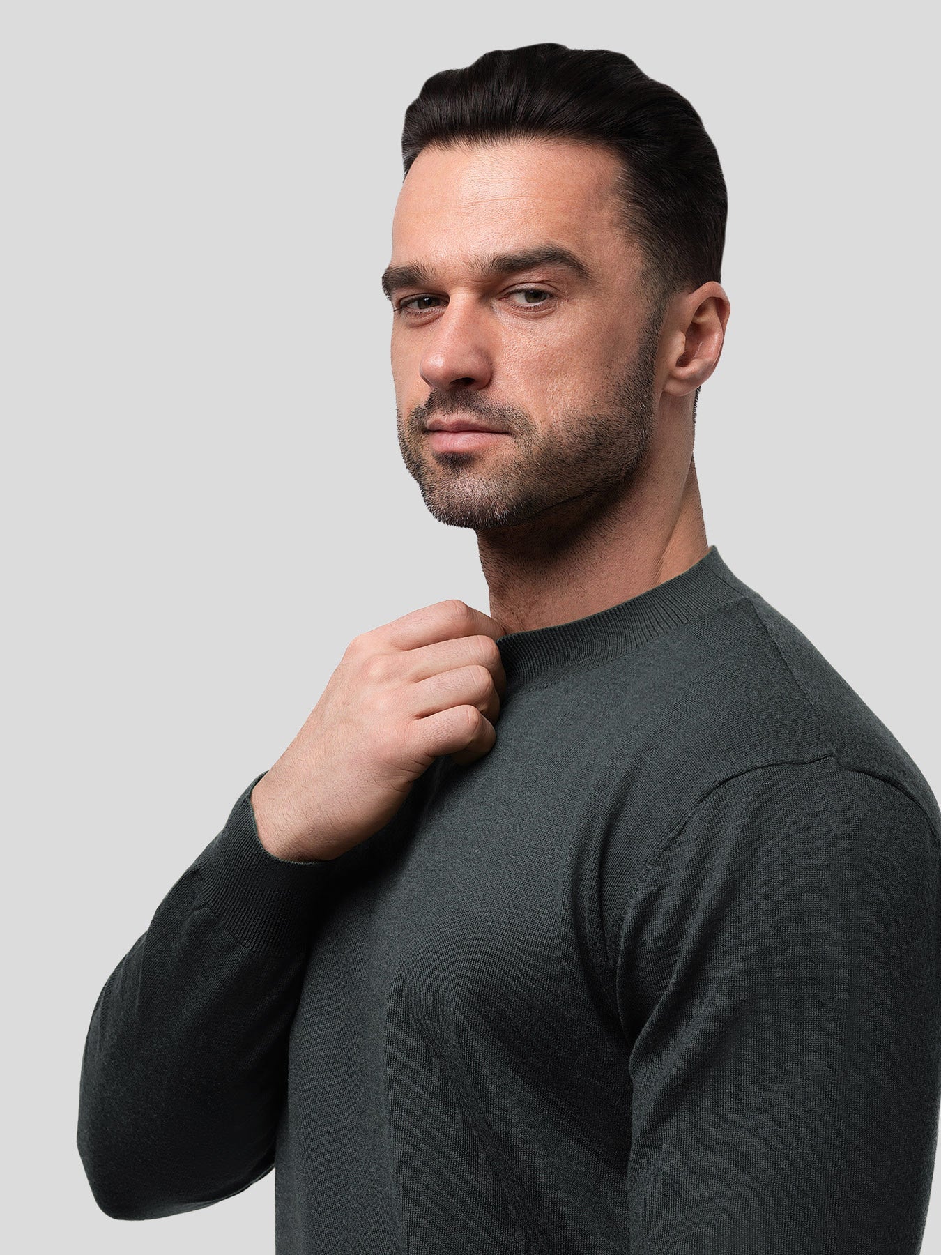 Suéter Urbano Double Prestige – Sofisticación y Comodidad para el Hombre Moderno